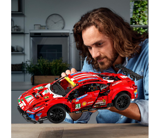 LEGO Technic 42125 Ferrari 488 GTE AF Corse #51 - 1012754 - zdjęcie 2